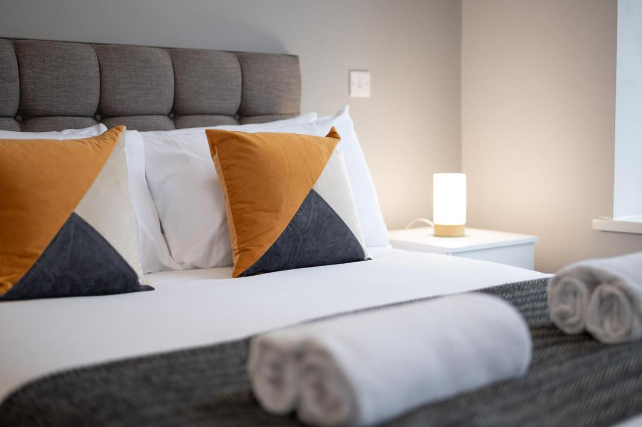 Copper House Aparthotel Суонзи Екстериор снимка