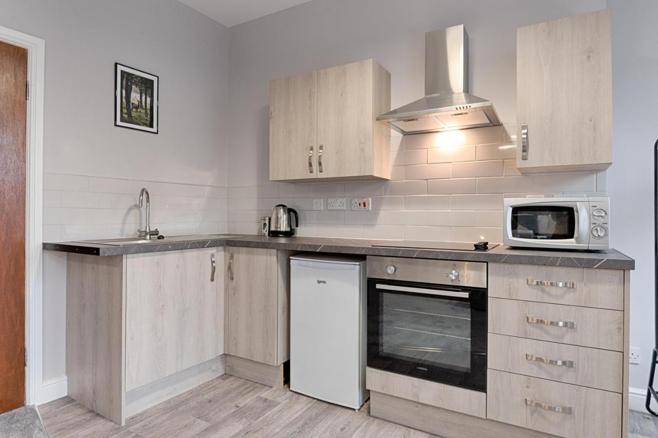 Copper House Aparthotel Суонзи Екстериор снимка