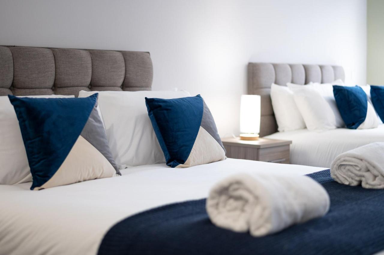 Copper House Aparthotel Суонзи Екстериор снимка